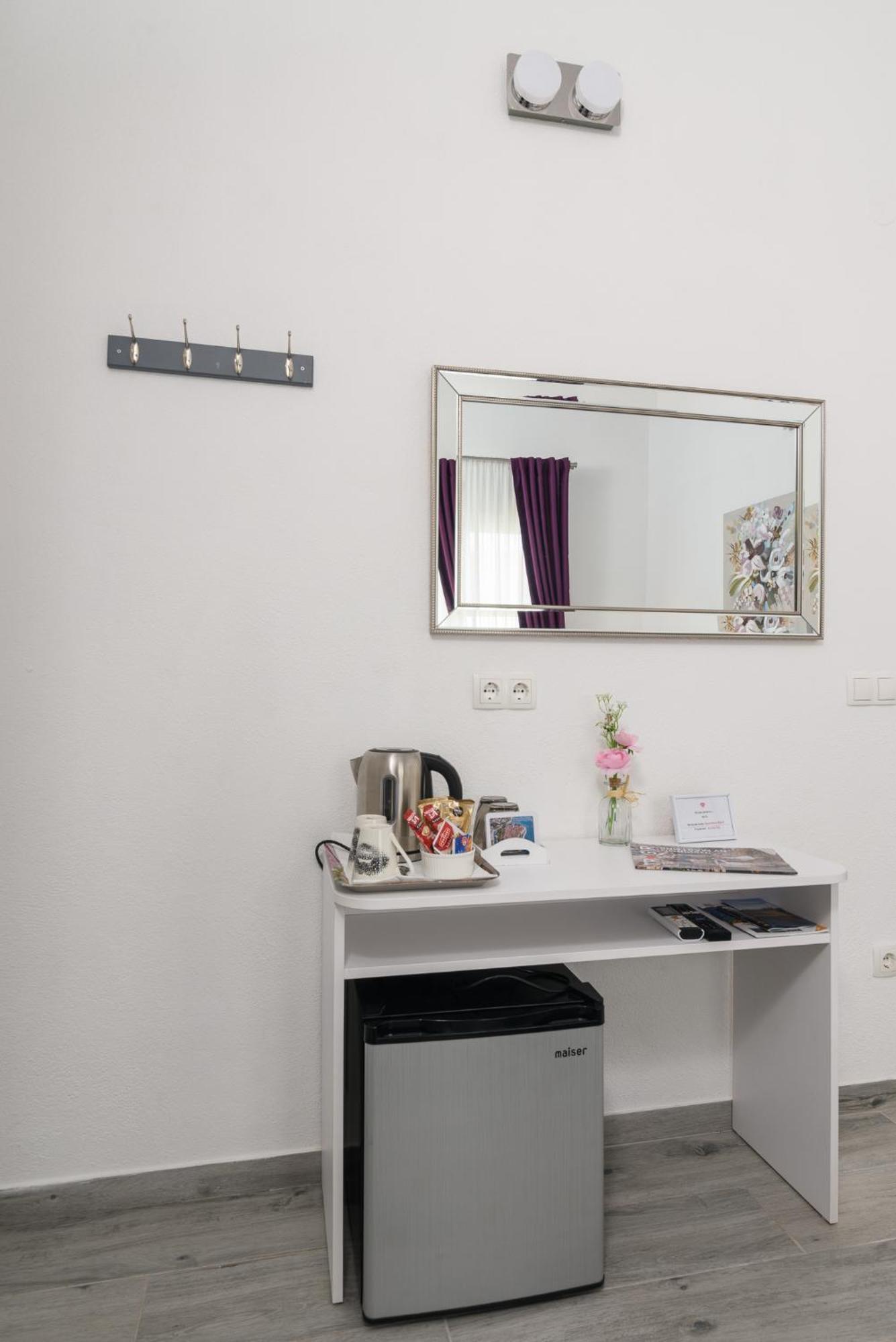 Rooms Anna Trogir Exterior foto